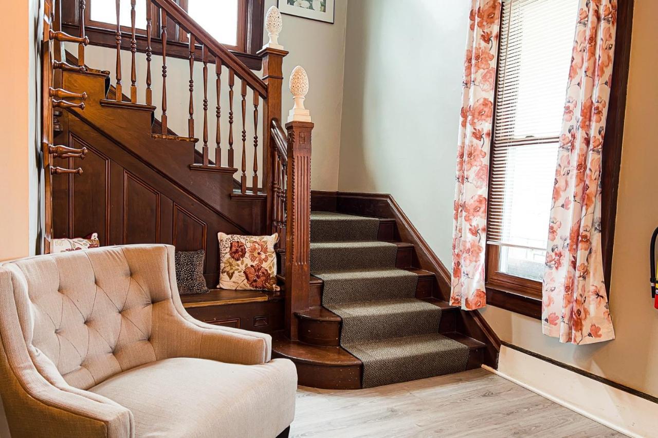 Unique Large 9Br House With 3 Bath Close To The Falls Niagara Falls Exterior foto