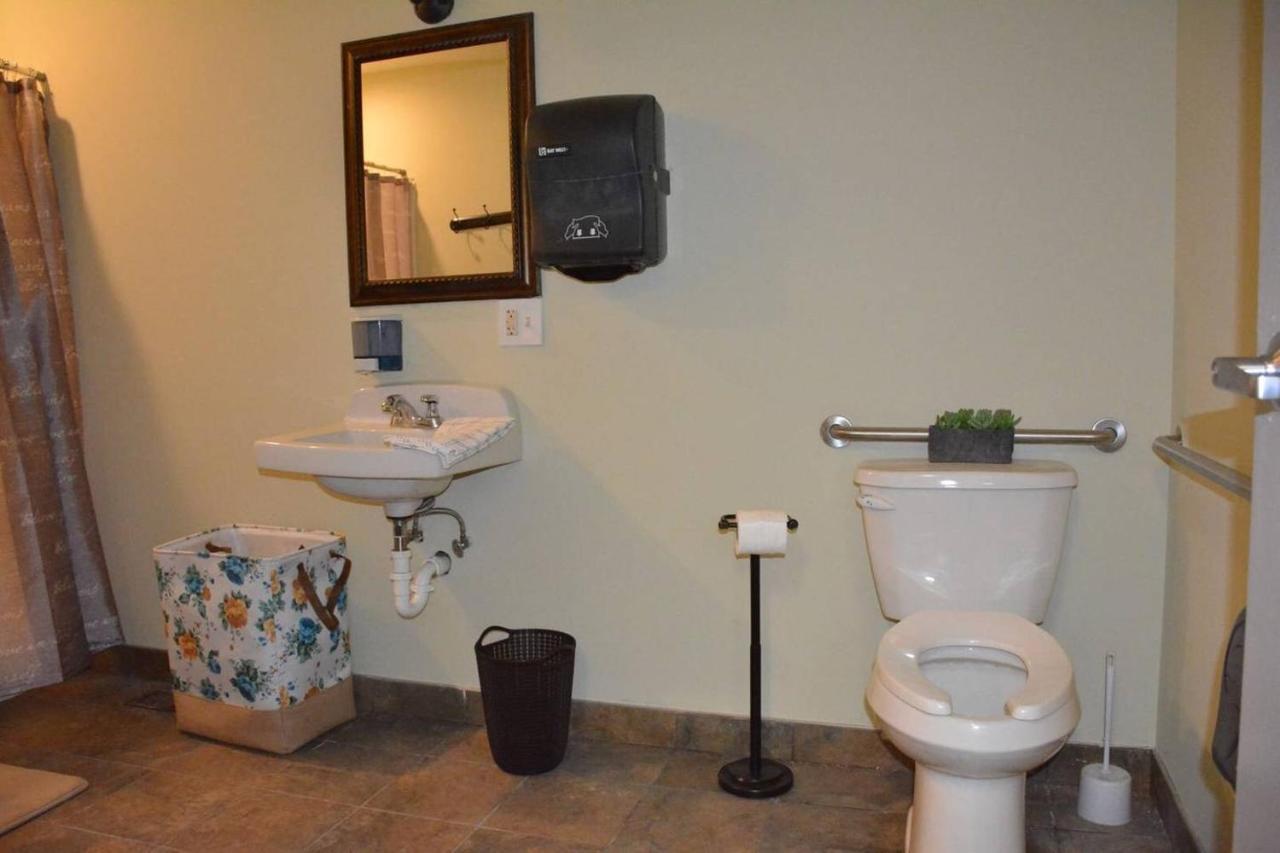 Unique Large 9Br House With 3 Bath Close To The Falls Niagara Falls Exterior foto
